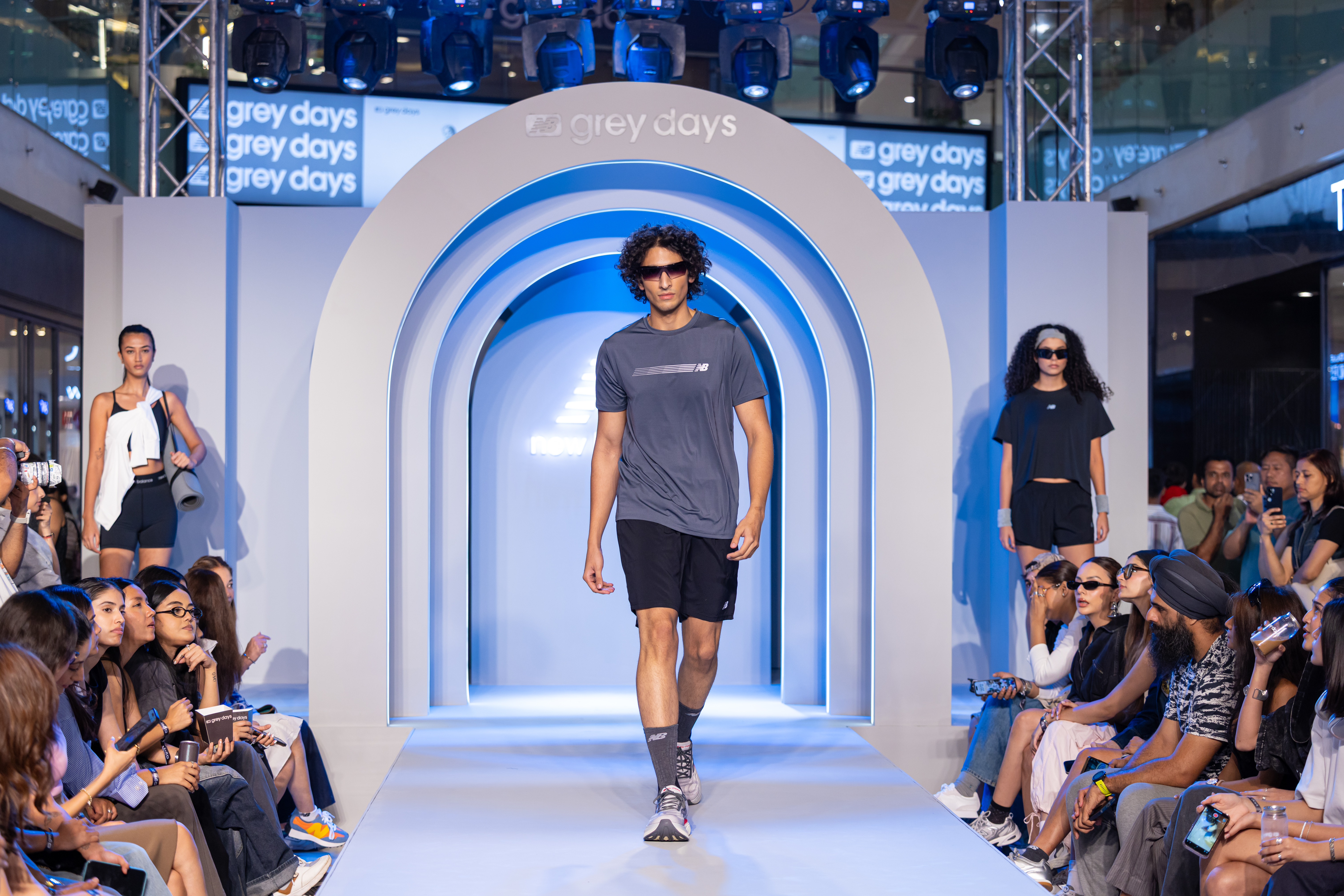 New Balance – Grey Days in India